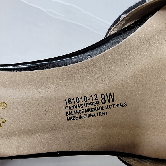 Softwear by Beacon polka dot flat shoes - Picture 7 of 8